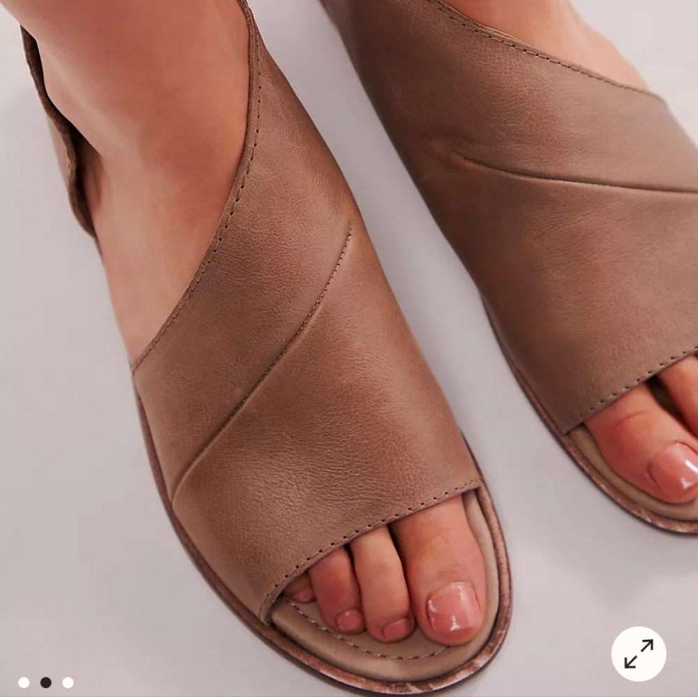 NWT! FP Sandals - Dove Gray - 37.5